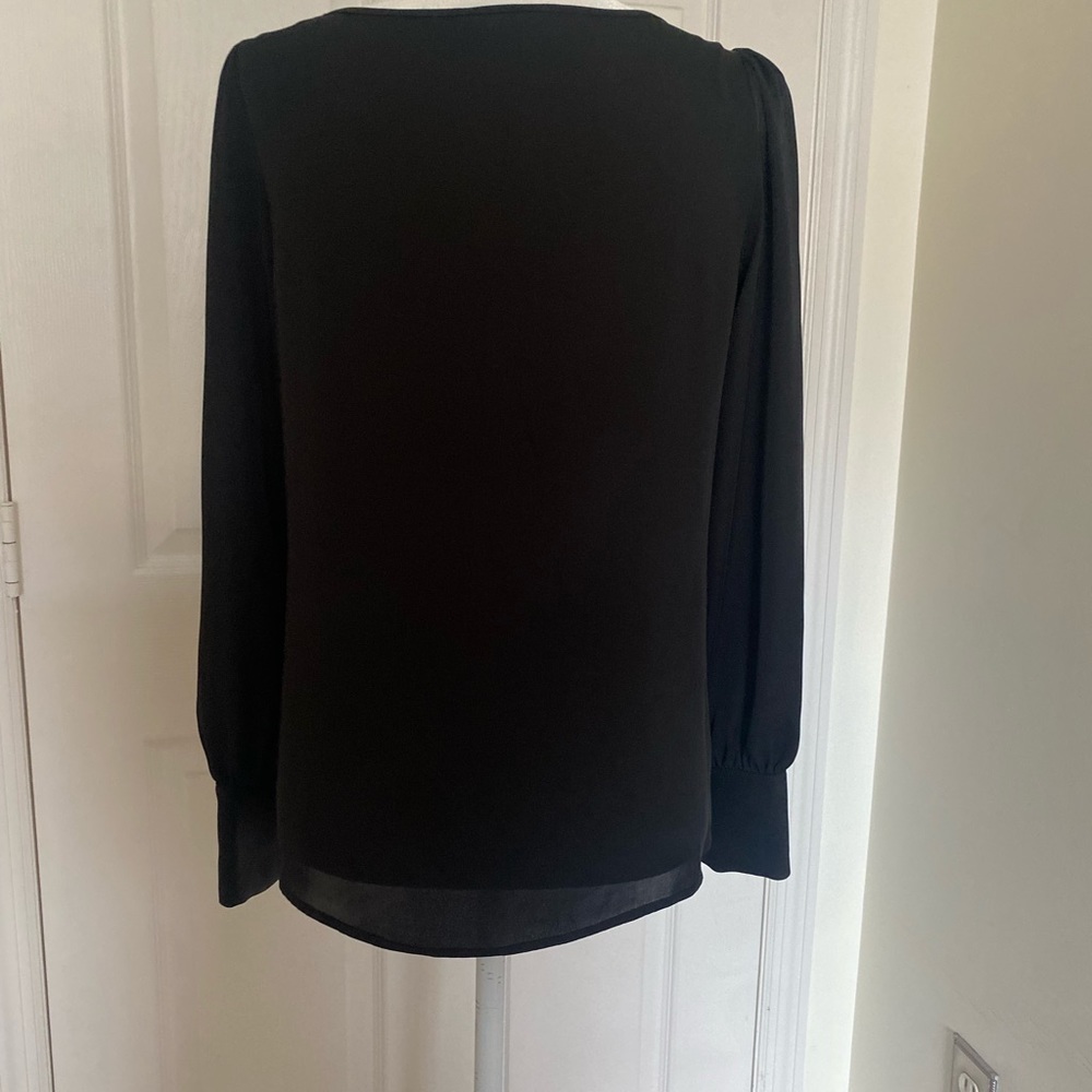 Express Top - Picture 2 of 7